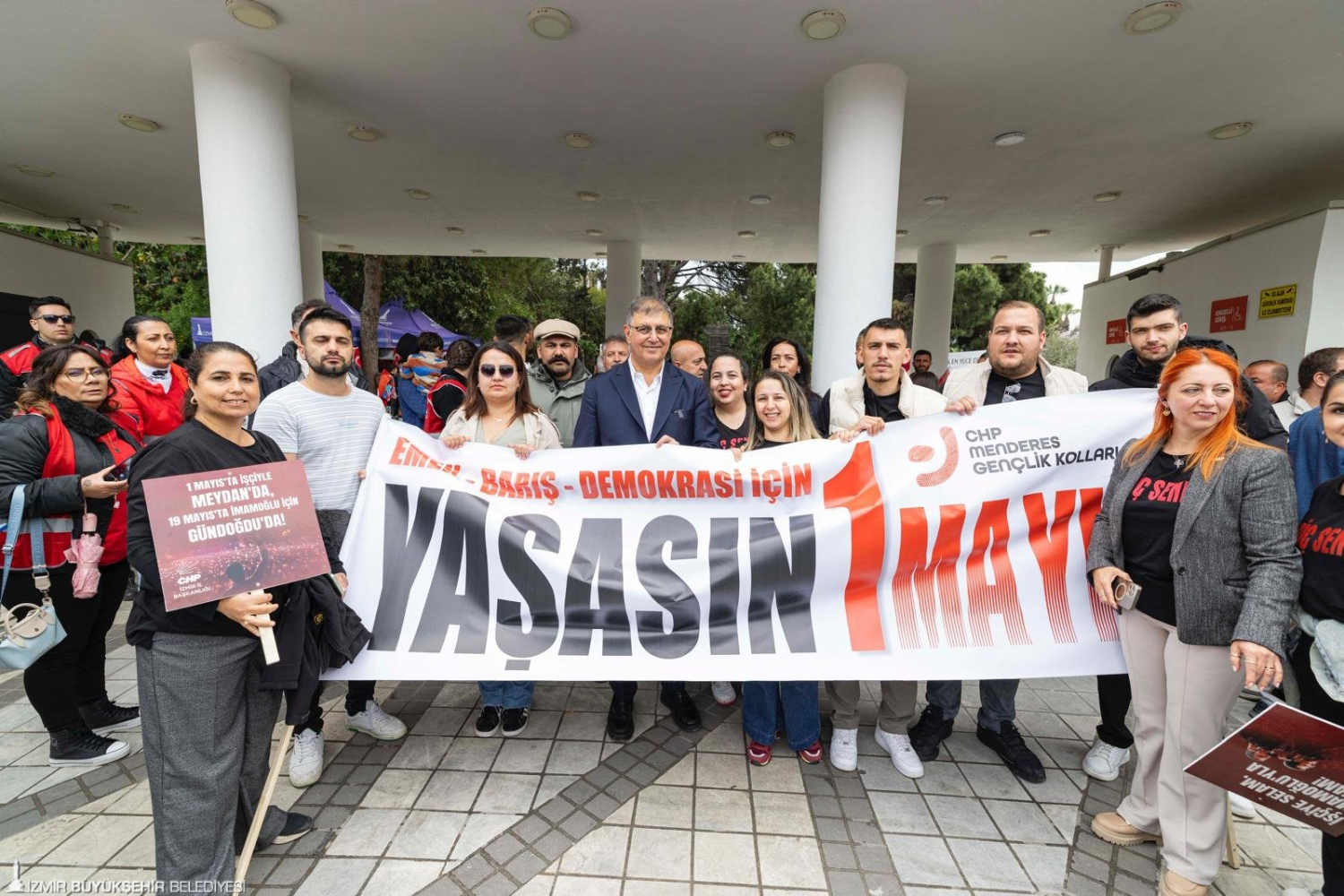 Tugay: Hep beraber aydınlığa kavuşacağız